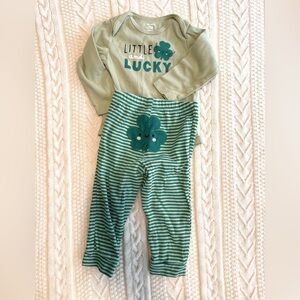 Shamrock Outfit (18M)